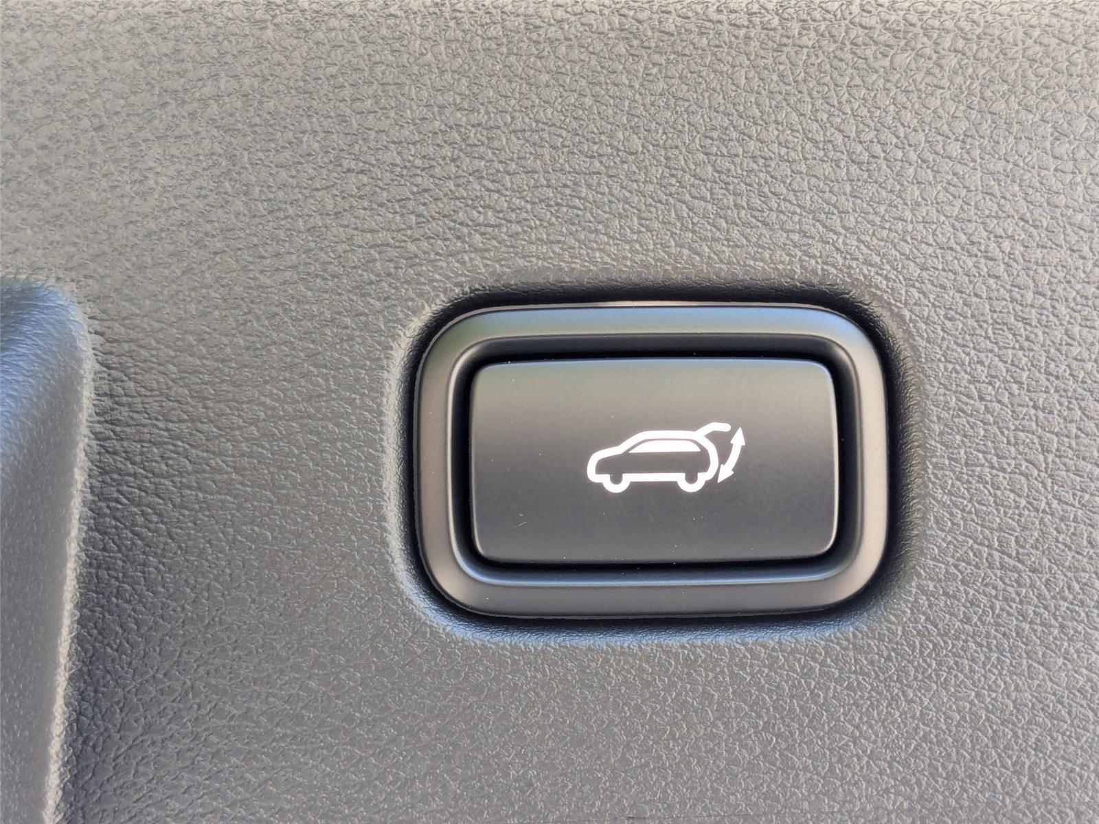 2025 Kia Sportage Plug-In Hybrid X-Line photo 31