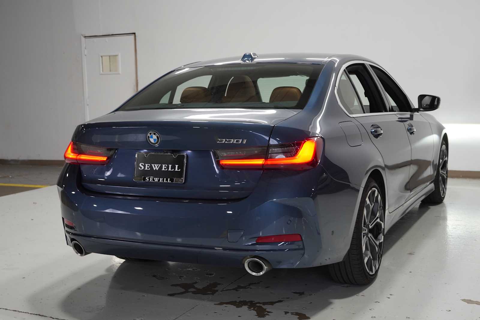 2025 Bmw 330i photo 4