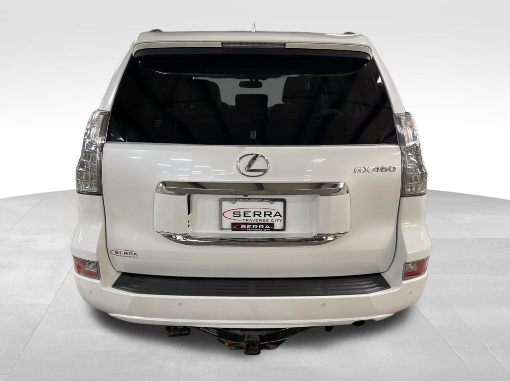 2018 Lexus GX 460 Luxury photo 4