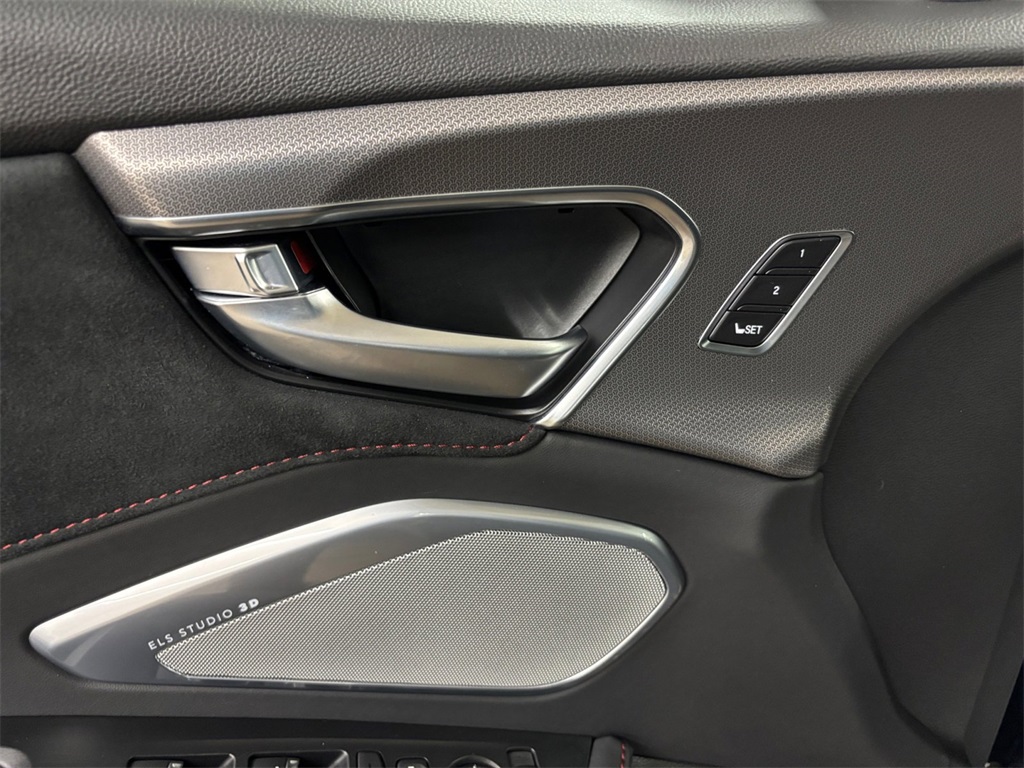 2025 Acura RDX A-Spec photo 12