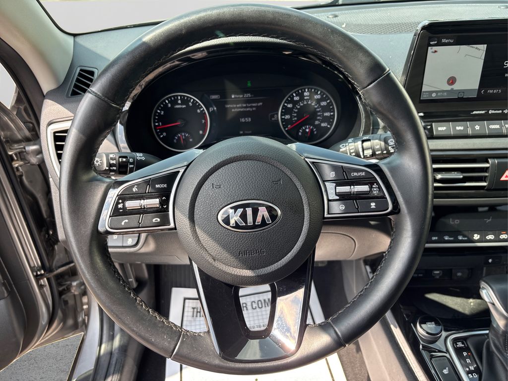 2021 Kia Seltos SX photo 23