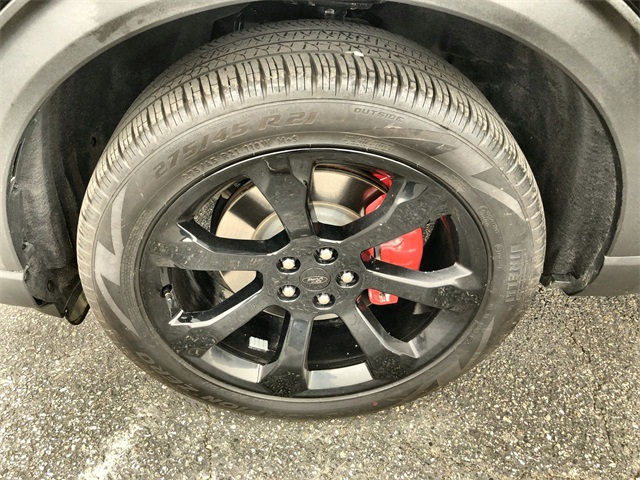2024 Ford Explorer ST photo 2