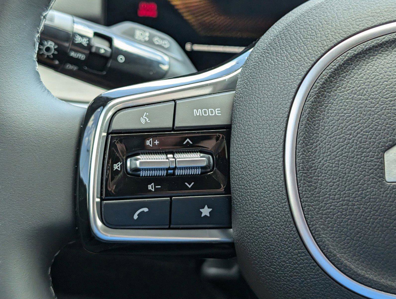 2024 Kia Sorento X-Line EX photo 17
