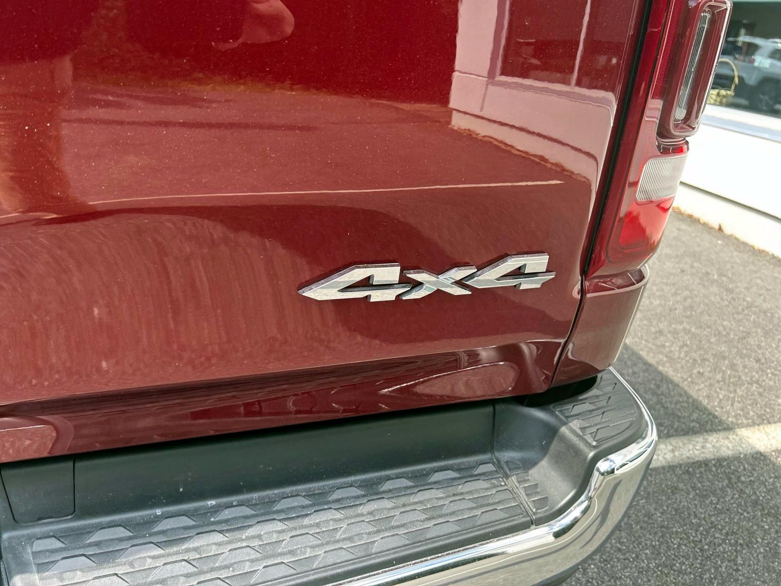 2022 Ram 1500 Laramie photo 9