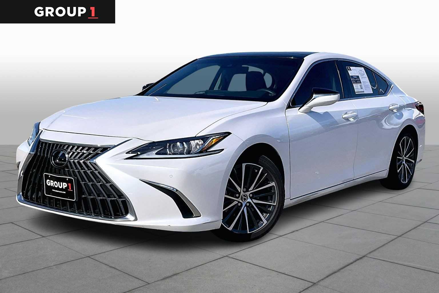 2023 Lexus ES 350's photo