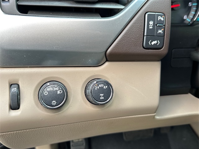 2018 Chevrolet Tahoe LT photo 19