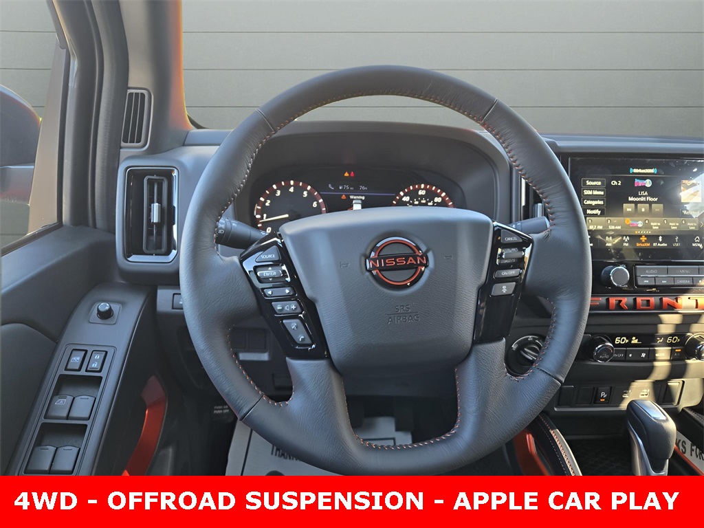 2025 Nissan Frontier PRO-4X photo 12