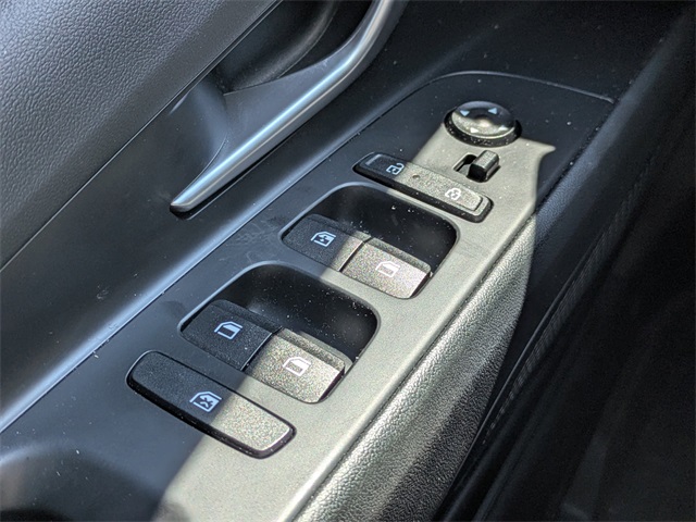 2024 Hyundai Elantra SEL photo 22