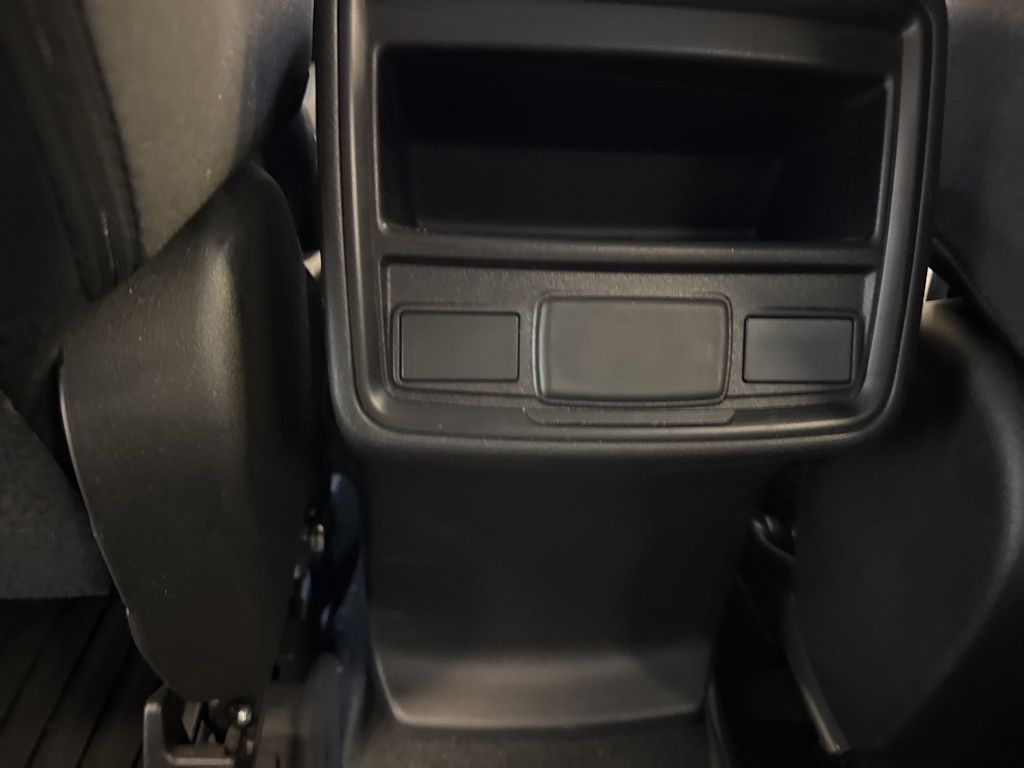 2022 Subaru Forester Base photo 14
