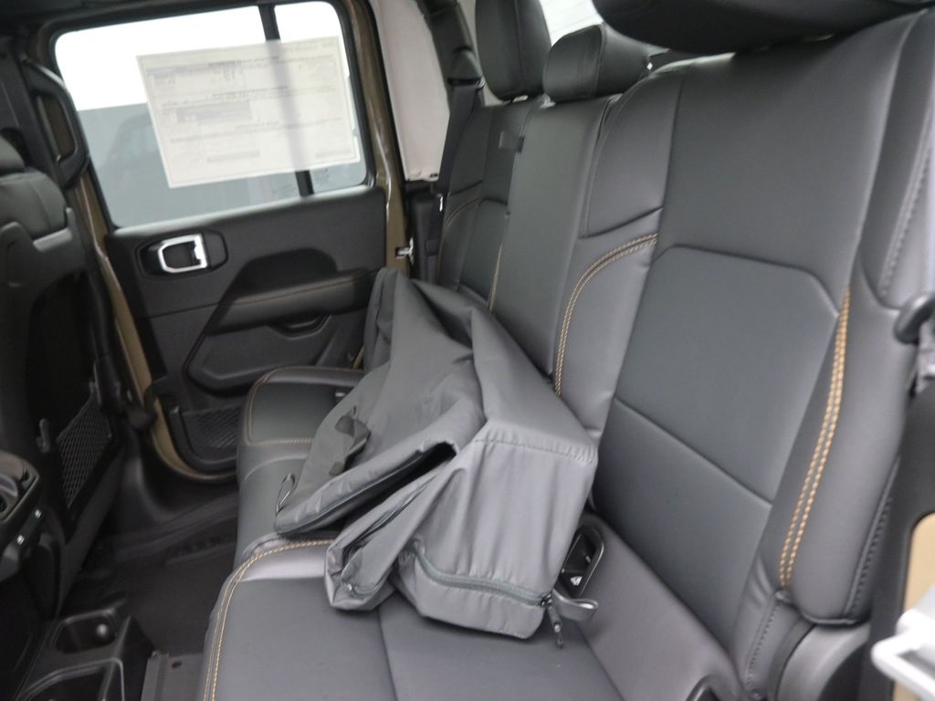 2025 Jeep Gladiator Texas Trail photo 24