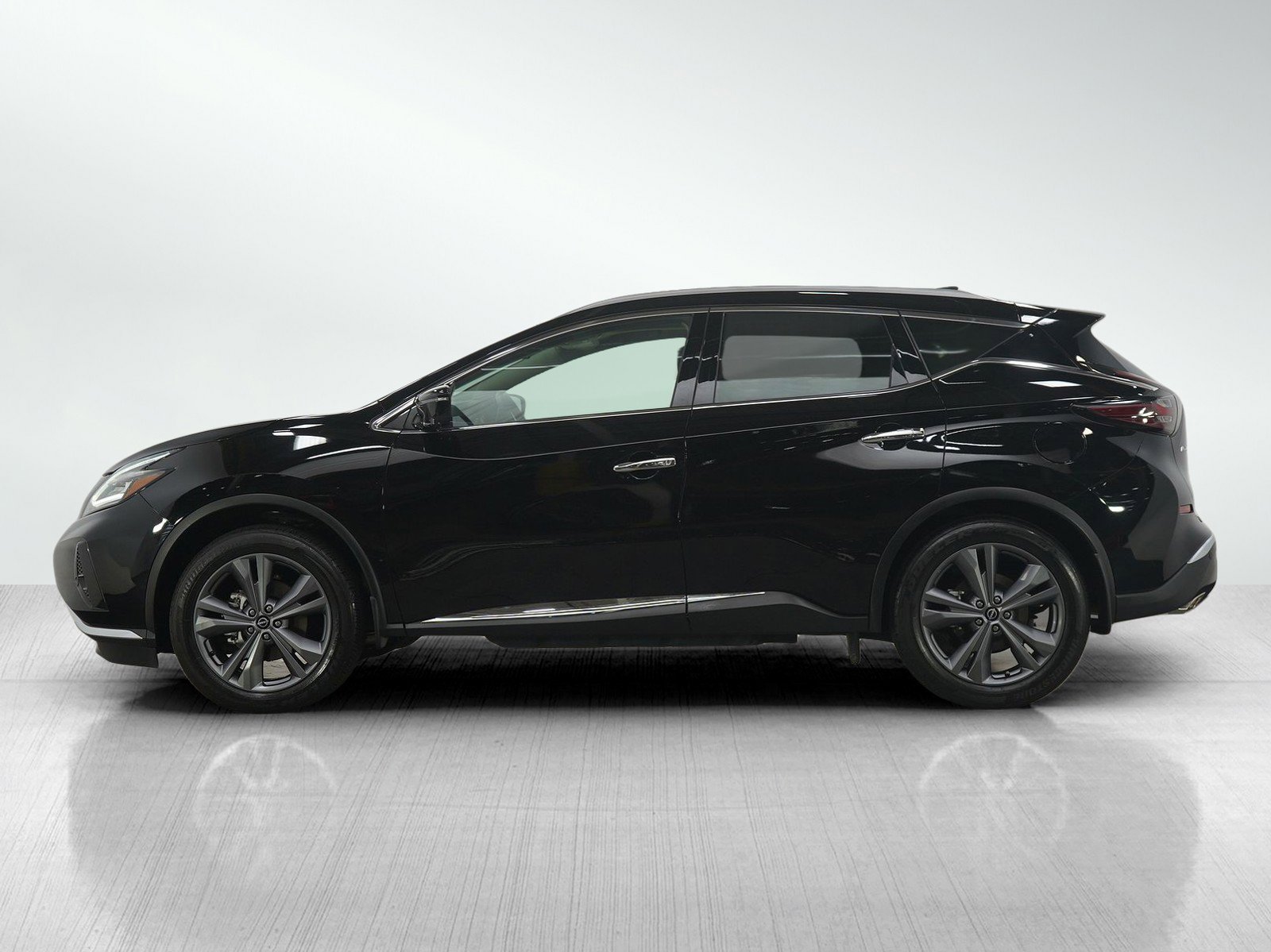 Used 2024 Nissan Murano Platinum with VIN 5N1AZ2DS6RC116490 for sale in Burnsville, Minnesota