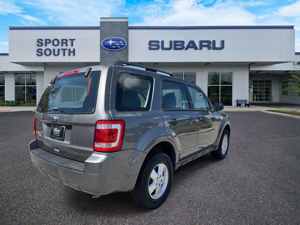 2012 Ford Escape XLS photo 2