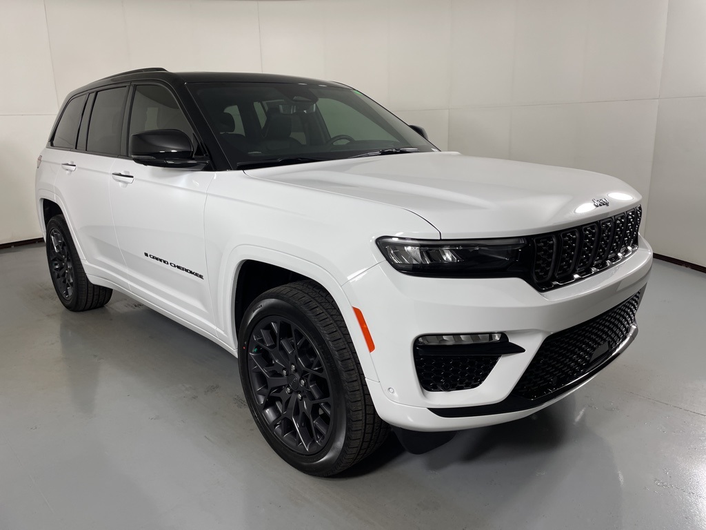2025 Jeep Grand Cherokee Summit Reserve photo 2