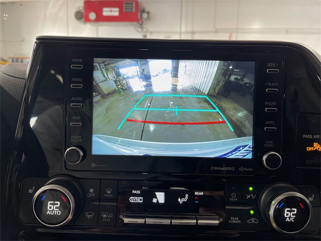 2022 Toyota Highlander XLE photo 17