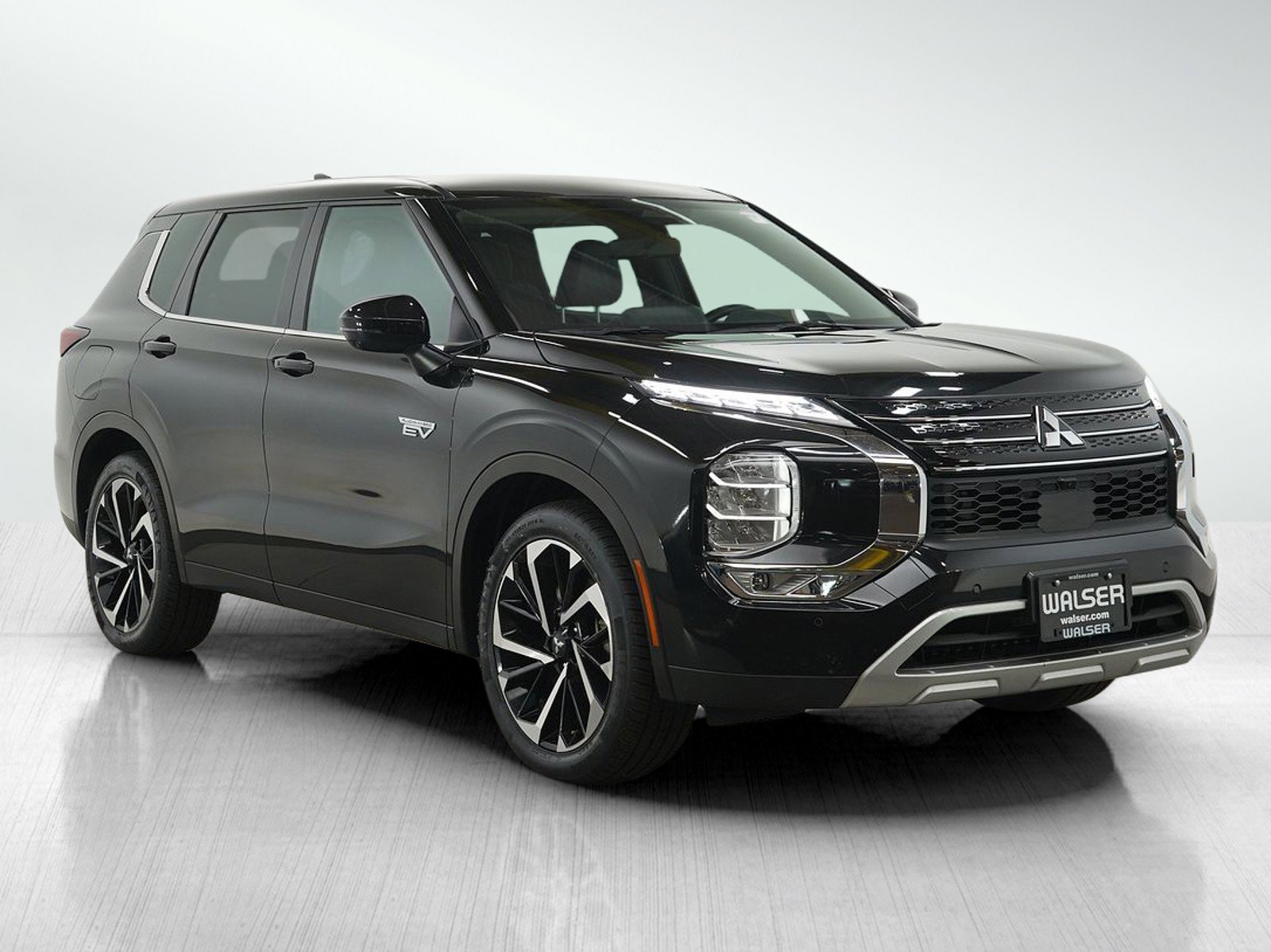 2023 Mitsubishi Outlander PHEV SE photo 7