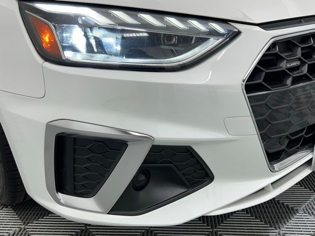 2023 Audi A4 45 S line Premium Plus Quattro photo 4