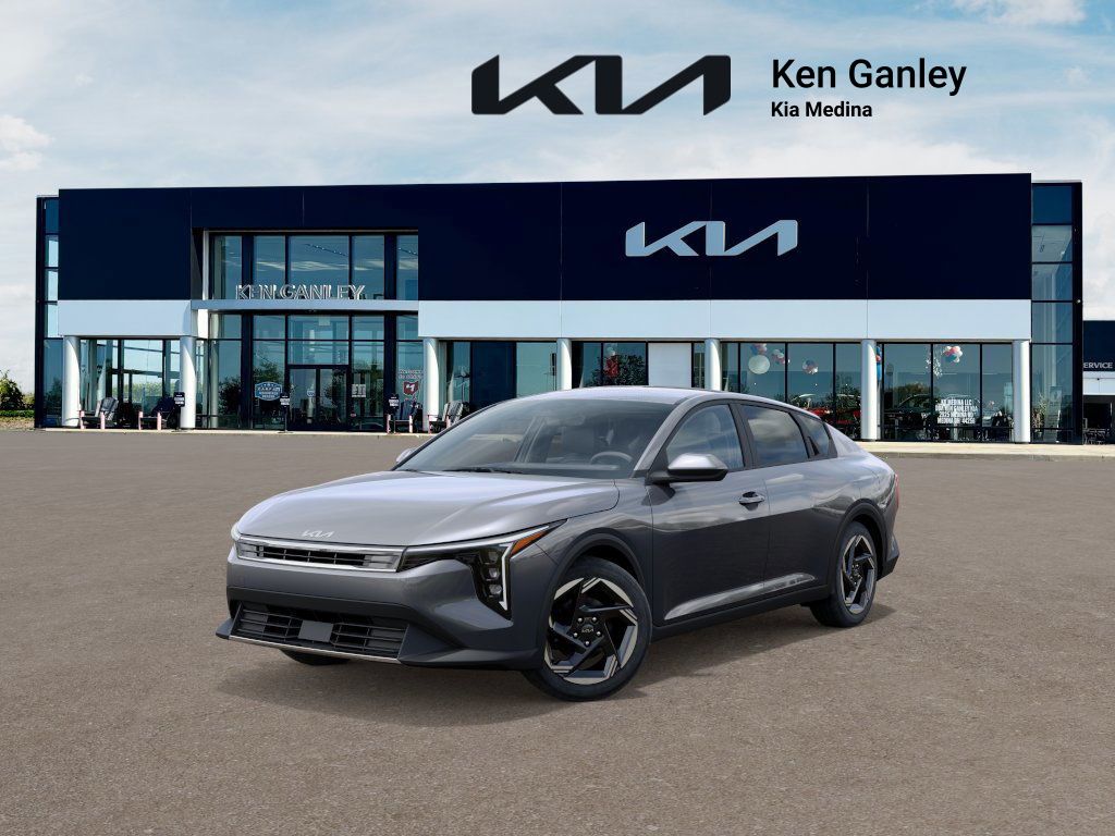 2025 Kia K4 EX's photo