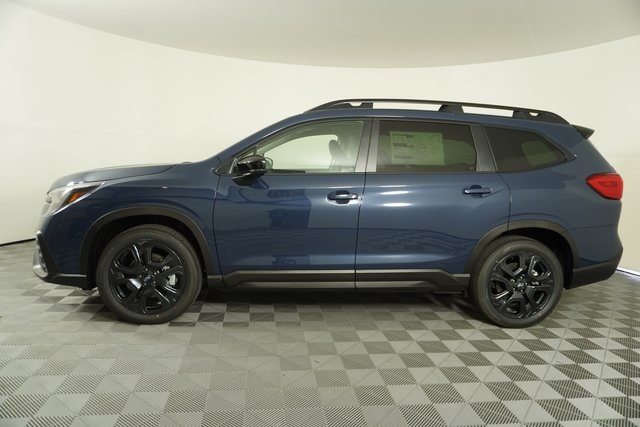 2025 Subaru Ascent Onyx Edition Touring photo 2