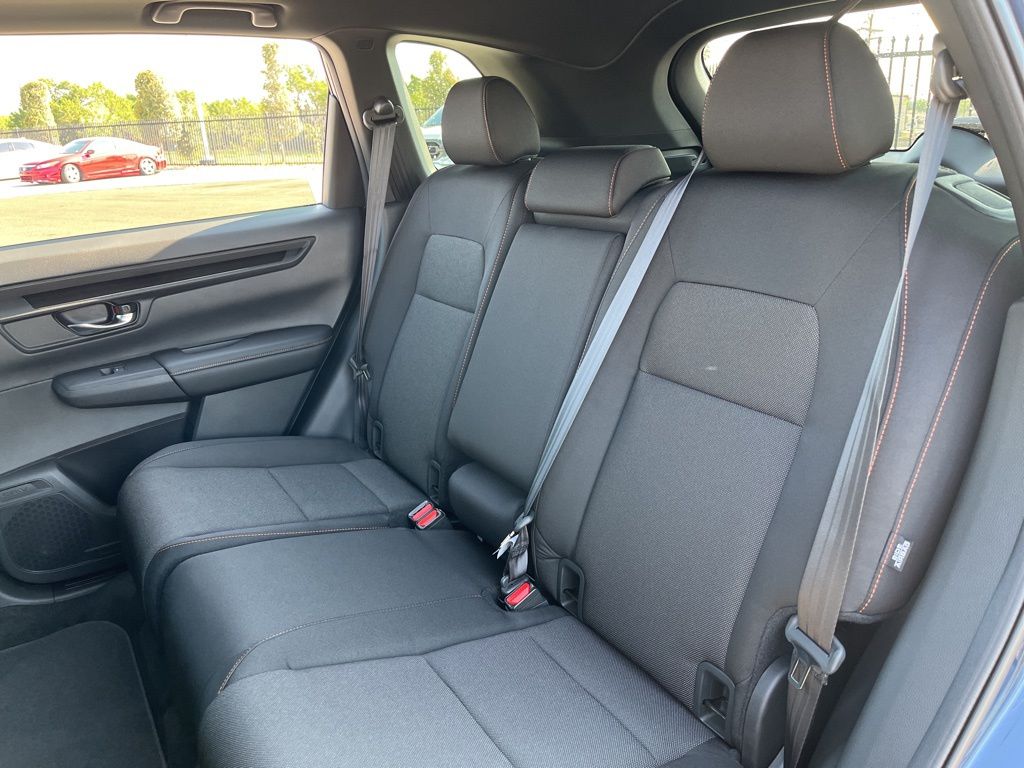 2026 Honda CR-V Hybrid Sport photo 8
