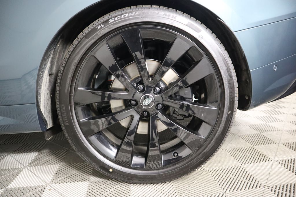 2025 Land Rover Range Rover Sport SE photo 27