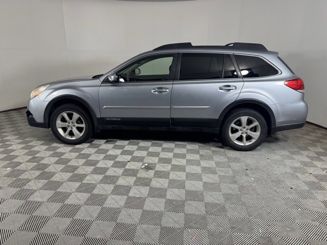 2014 Subaru Outback 2.5i Premium photo 3