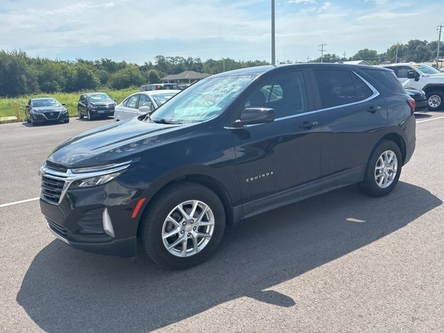Used 2022 Chevrolet Equinox LT with VIN 2GNAXUEVXN6120132 for sale in Kansas City