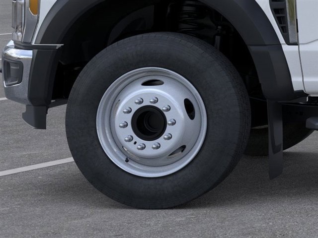 2025 Ford F-600 photo 18