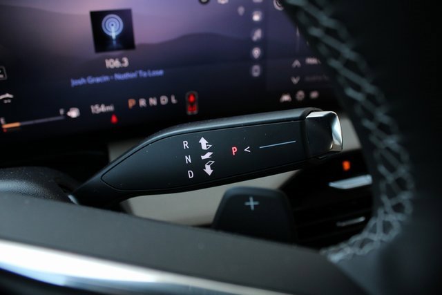 2025 Buick Enclave Preferred photo 17