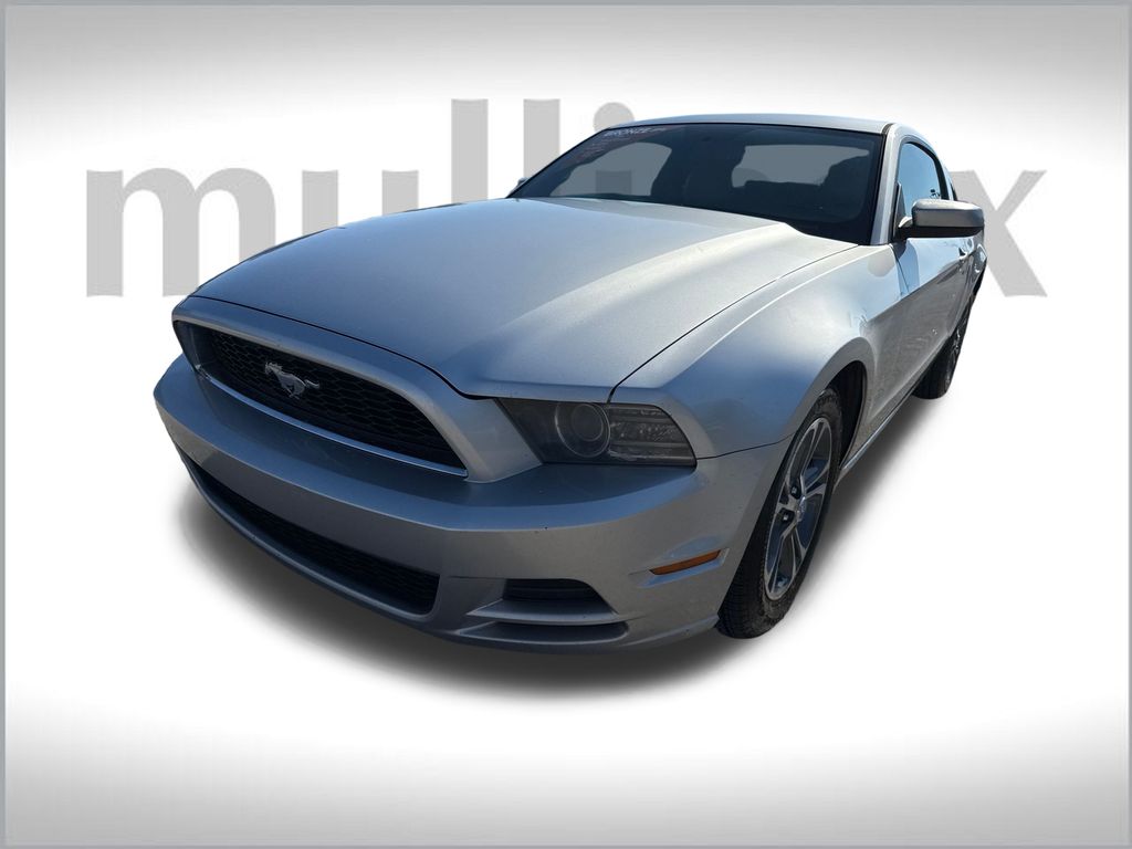 2014 Ford Mustang V6 Premium photo 6