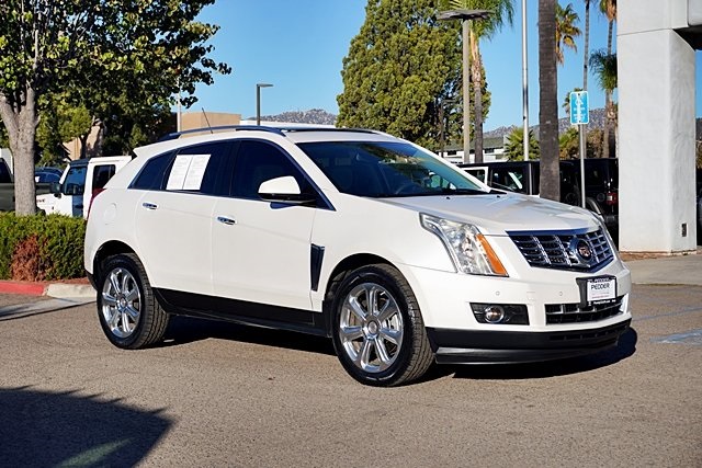 Used 2015 White Cadillac Premium image 5
