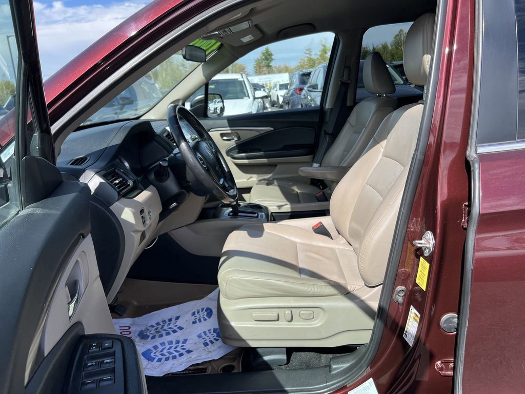2018 Honda Ridgeline RTL photo 9