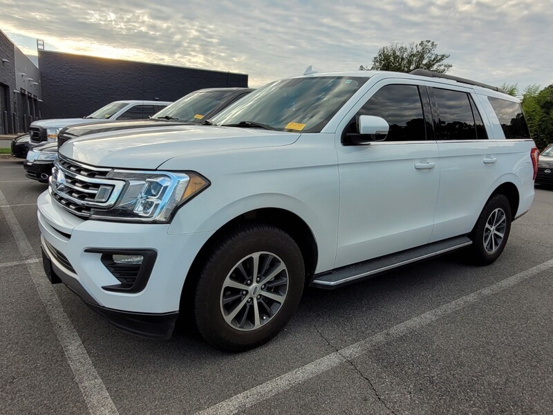 2018 Ford Expedition XLT photo 2