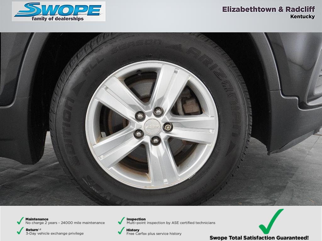 2017 Chevrolet Trax LT photo 2