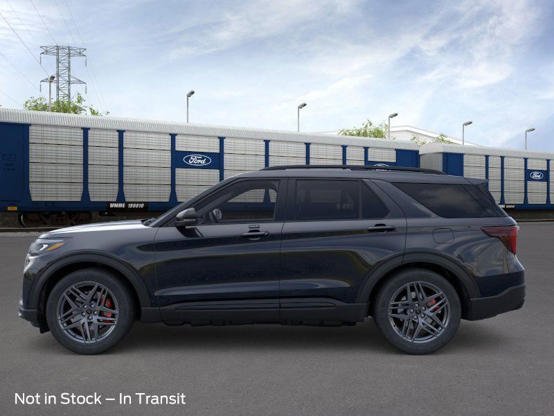 2026 Ford Explorer ST photo 3