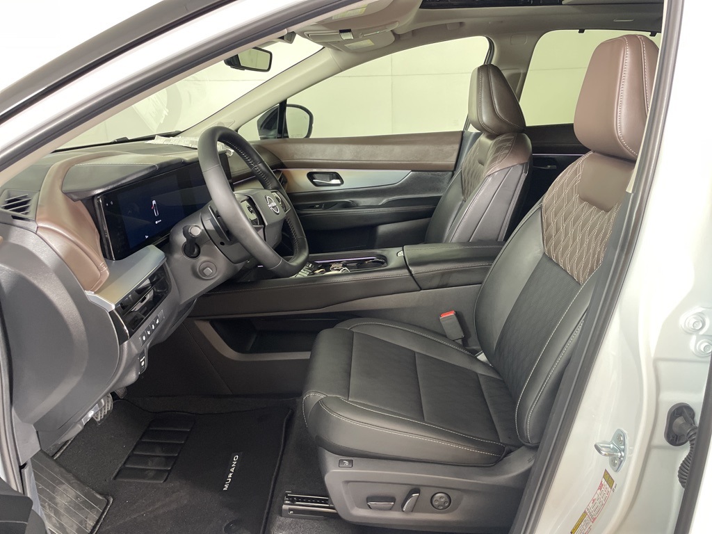 2025 Nissan Murano Platinum photo 17