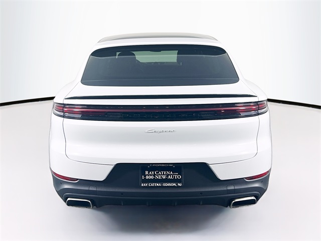 2025 Porsche Cayenne Coupe photo 10