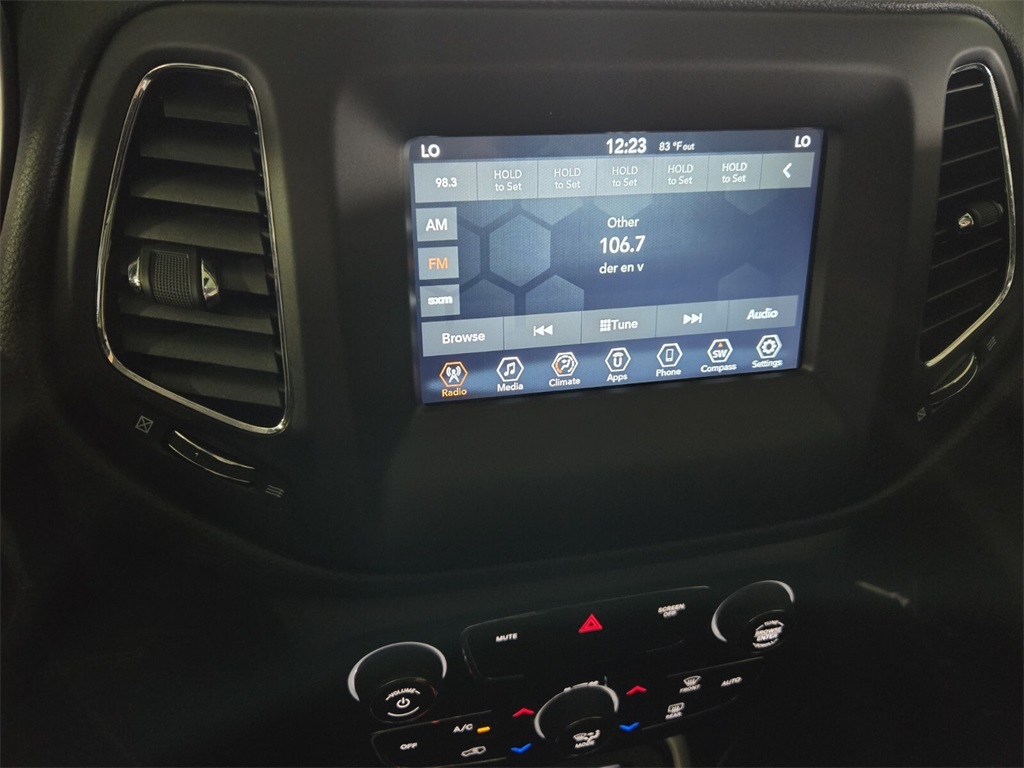 2021 Jeep Compass Latitude photo 21