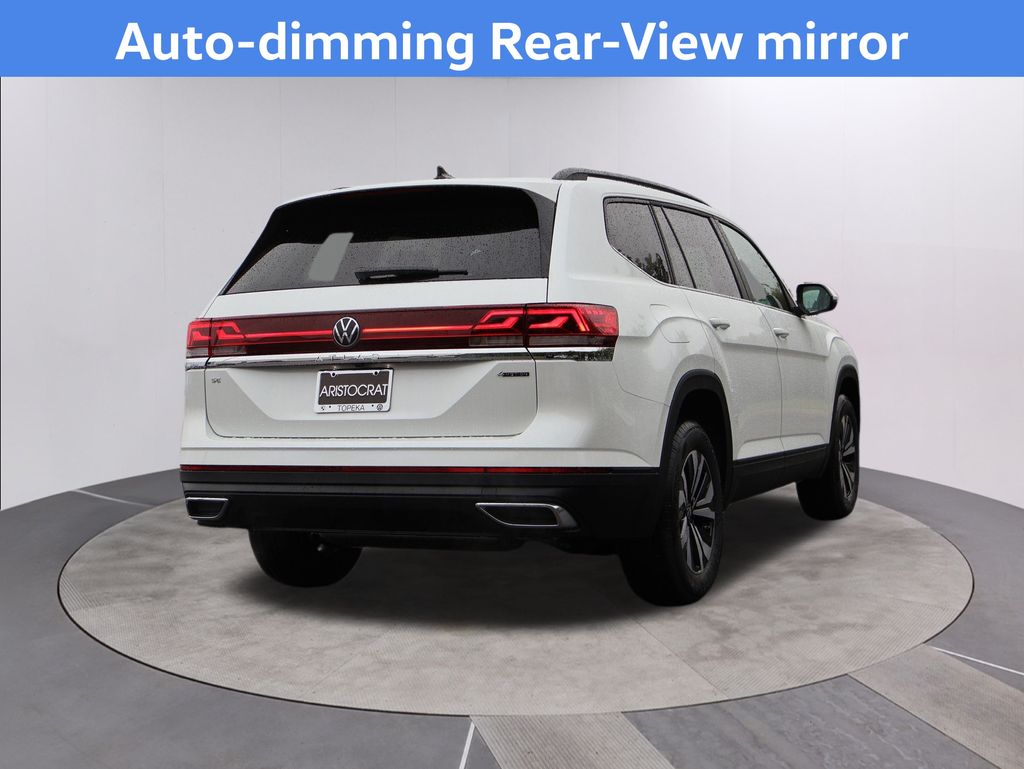 2026 Volkswagen Atlas SE photo 4