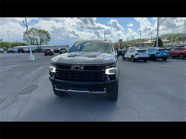 2023 Chevrolet Silverado 1500 ZR2 photo 3