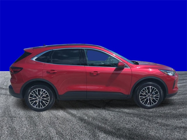 2025 Ford Escape Plug-In Hybrid SE photo 3