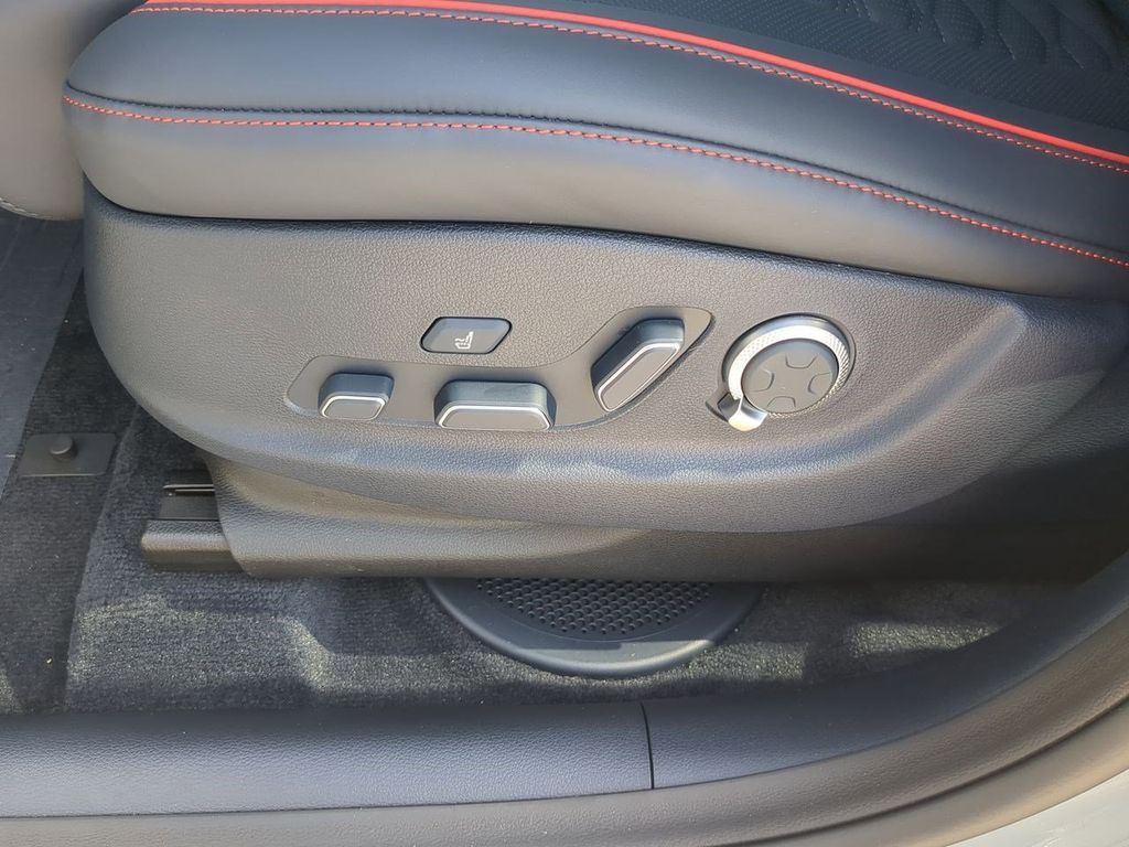 2026 Genesis GV80 Coupe 3.5T photo 18