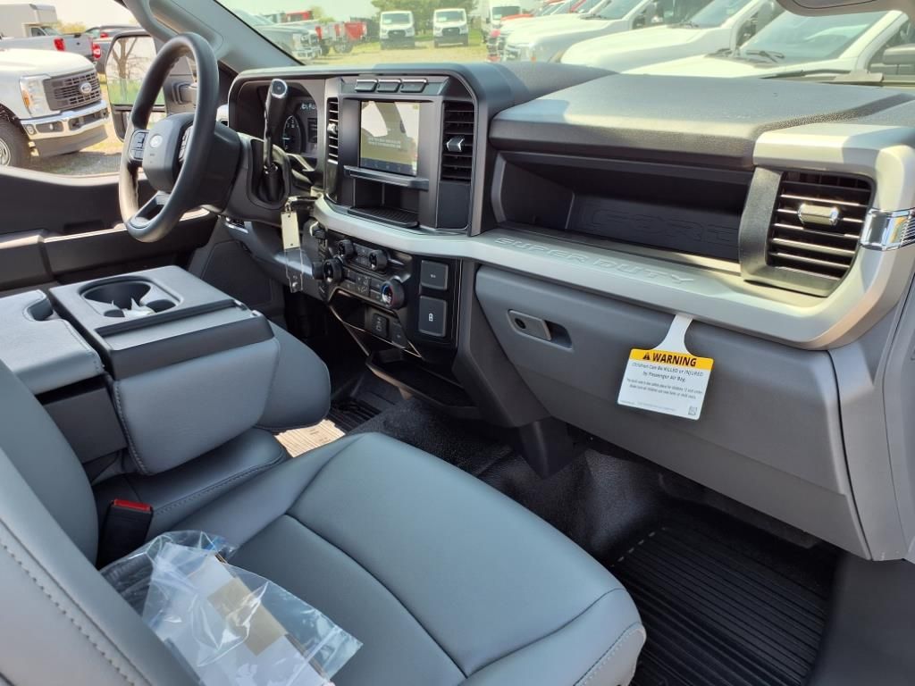 2024 Ford F-450 XL photo 12