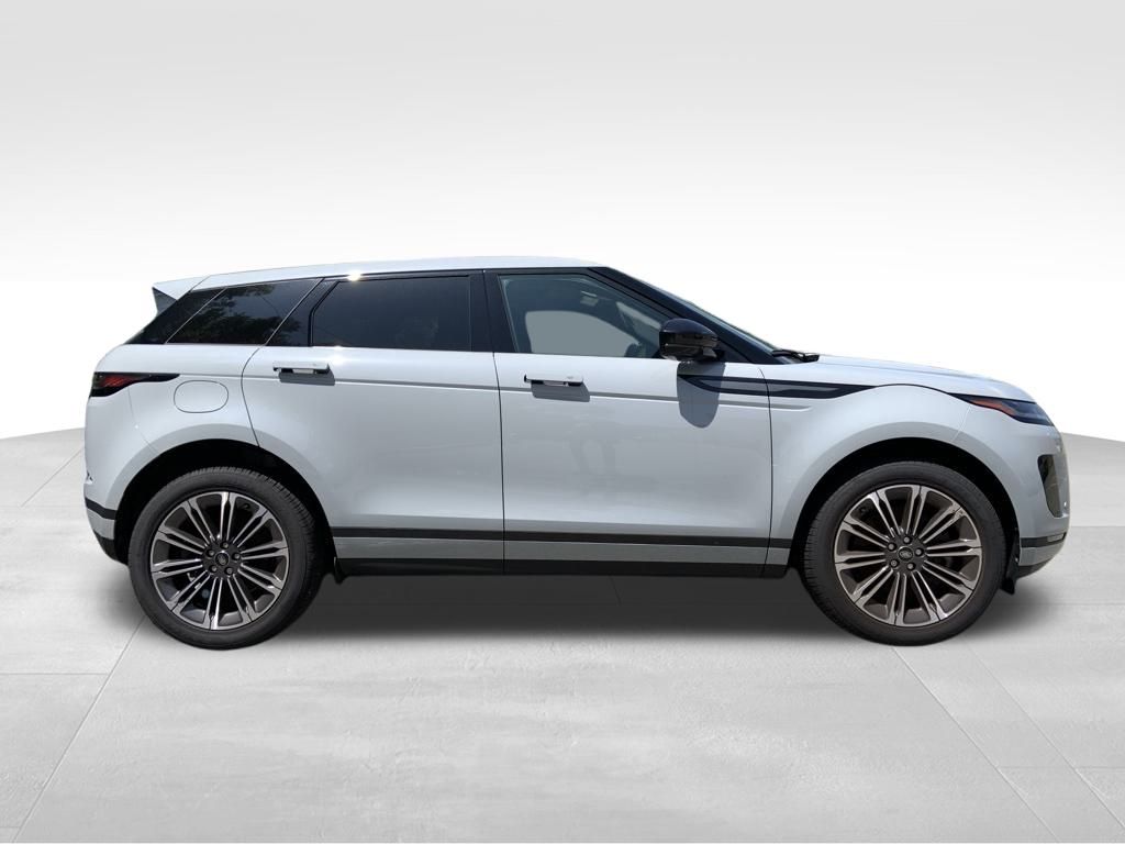 2024 Land Rover Range Rover Evoque S photo 4
