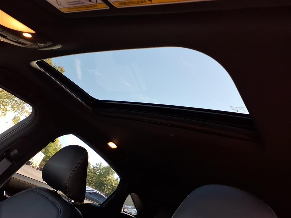 2023 Infiniti QX55 Essential photo 8