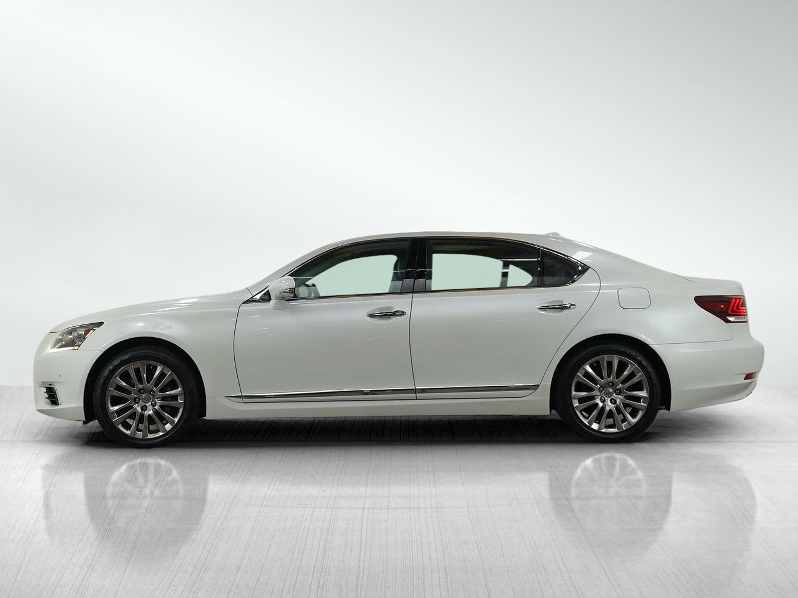 Used 2014 Lexus LS L with VIN JTHDL1EF0E5006868 for sale in Bloomington, Minnesota