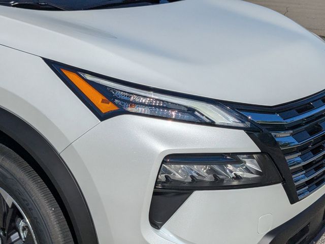 2026 Nissan Rogue SV photo 7