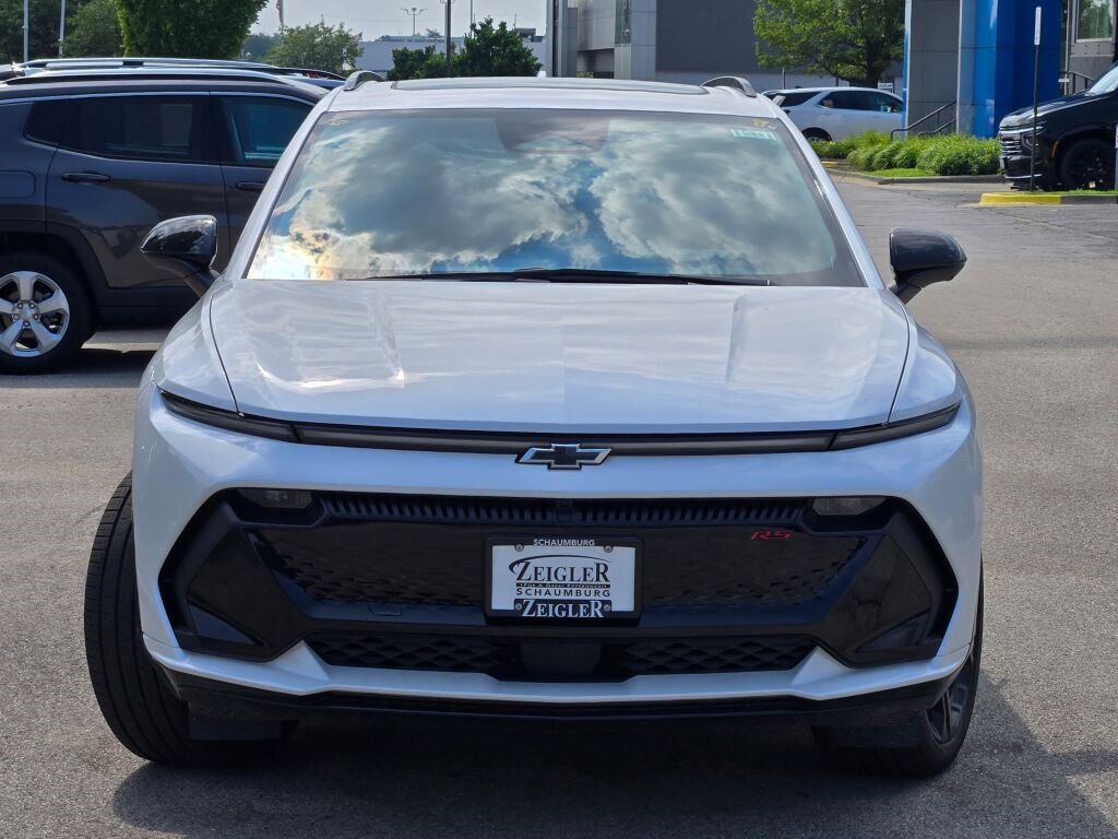 2025 Chevrolet Equinox EV 3RS photo 2