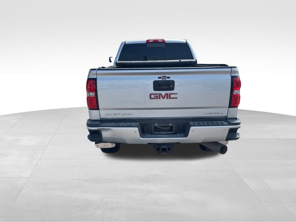 2019 Gmc Sierra 2500 HD Denali photo 4