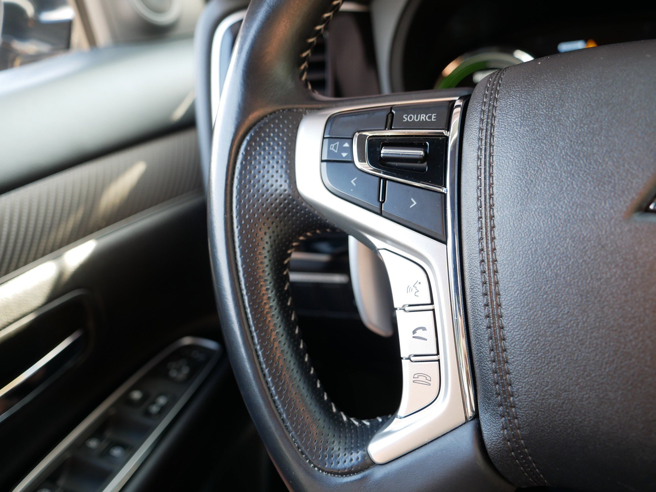 2019 Mitsubishi Outlander PHEV GT SEL photo 27
