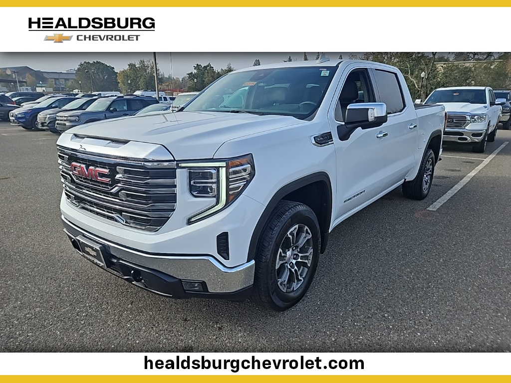 2024 GMC Sierra 1500 SLT's photo